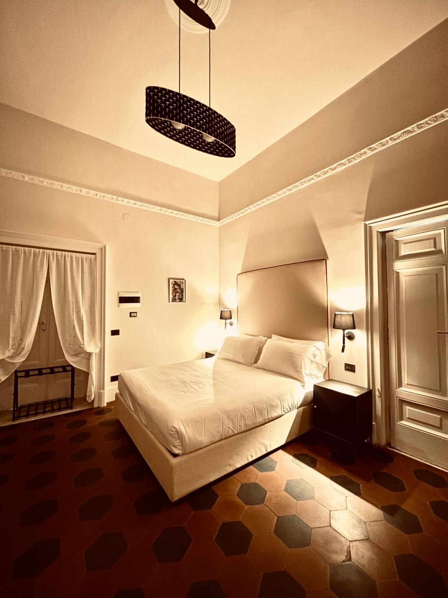 Hotel Voglia 'E Turna à Naples Extérieur photo