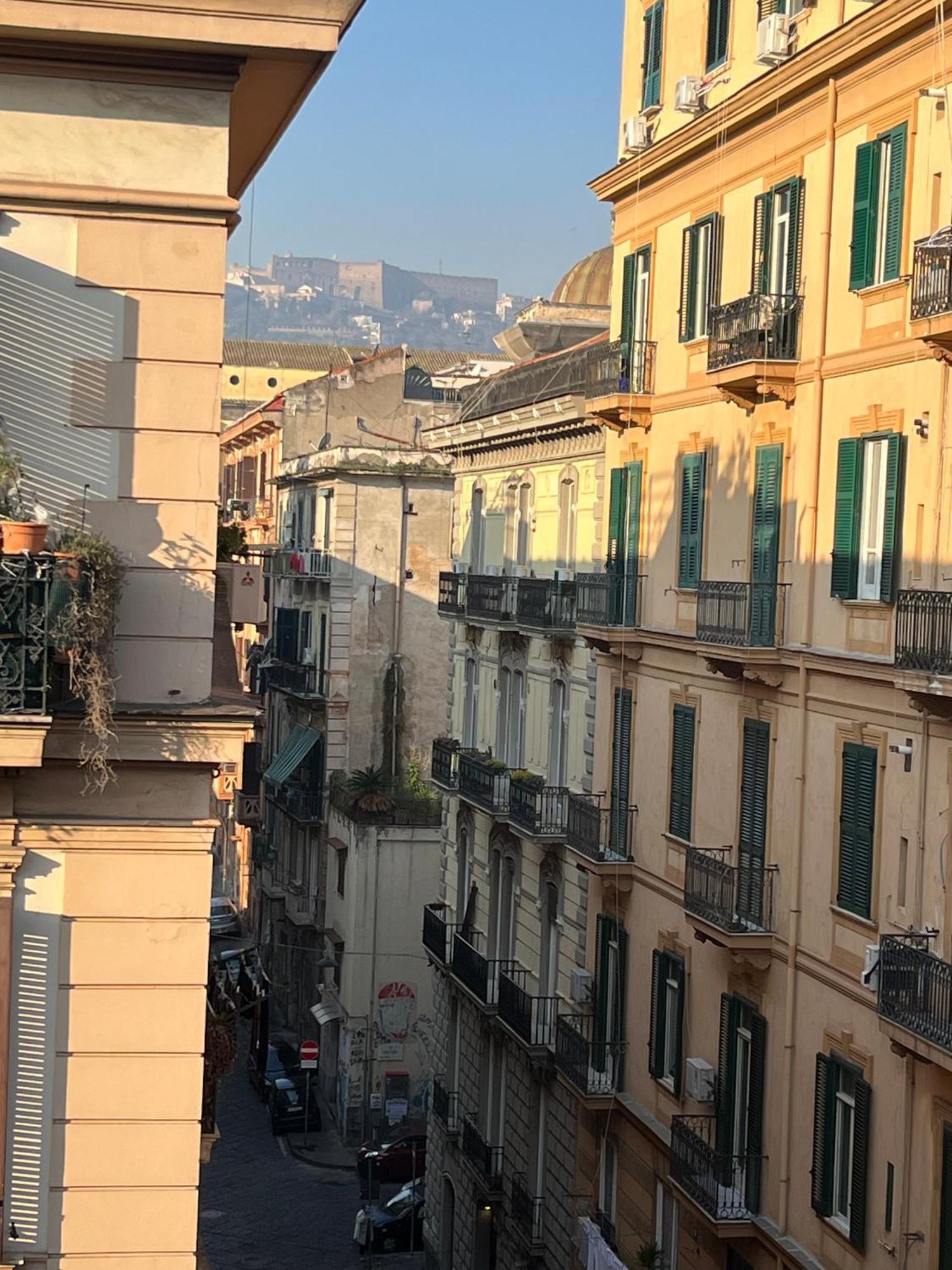Hotel Voglia 'E Turna à Naples Extérieur photo