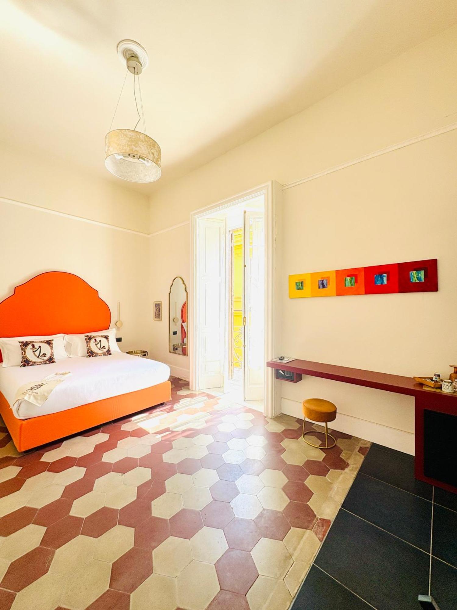 Hotel Voglia 'E Turna à Naples Extérieur photo