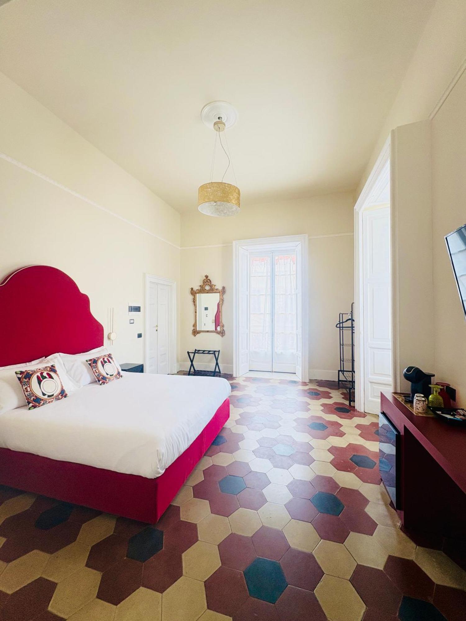 Hotel Voglia 'E Turna à Naples Extérieur photo